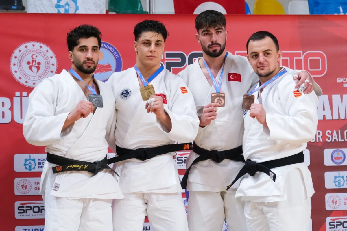 Kağıtspor Judocuları Kocaeli’ne 13 Madalya Getirdi