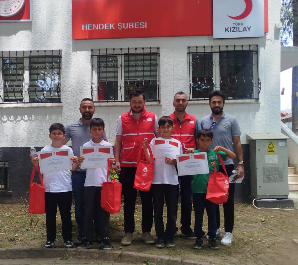 Ortaköy Fatih İlkokulu ve Ortaokulu Öğrencilerinden Gazze’ye Anlamlı Destek
